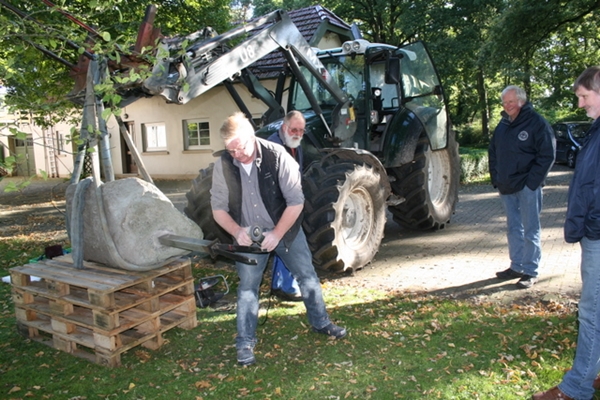 Der Stein wird gesetzt 2